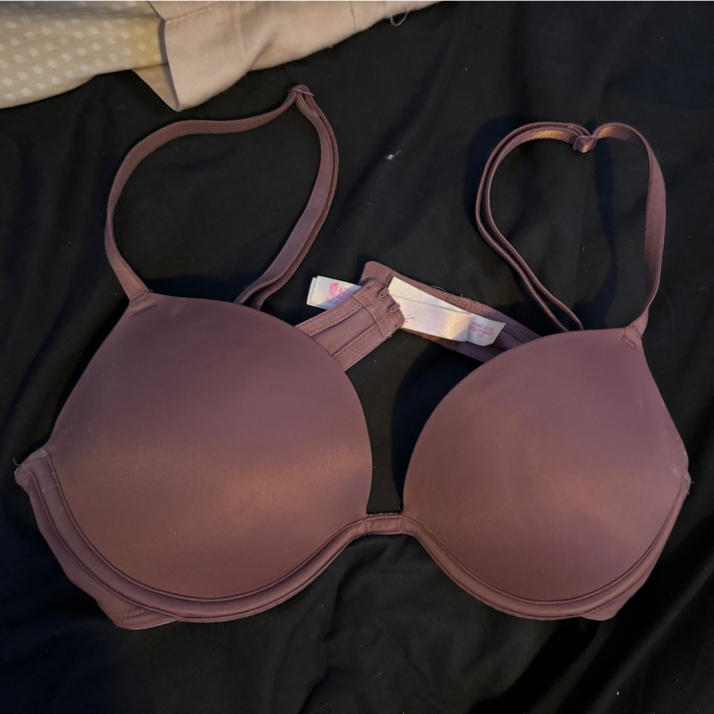34B pink (victorias secret) bra